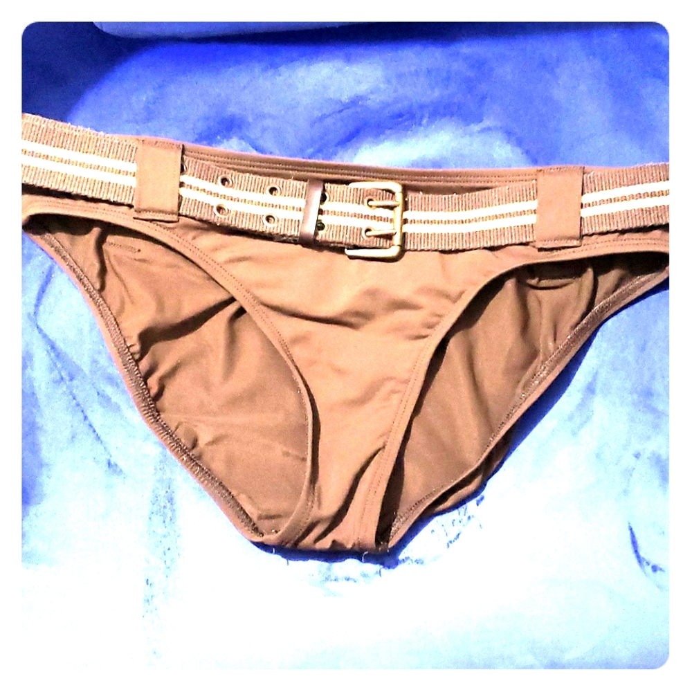 Kenneth Cole swim bottoms L with belt